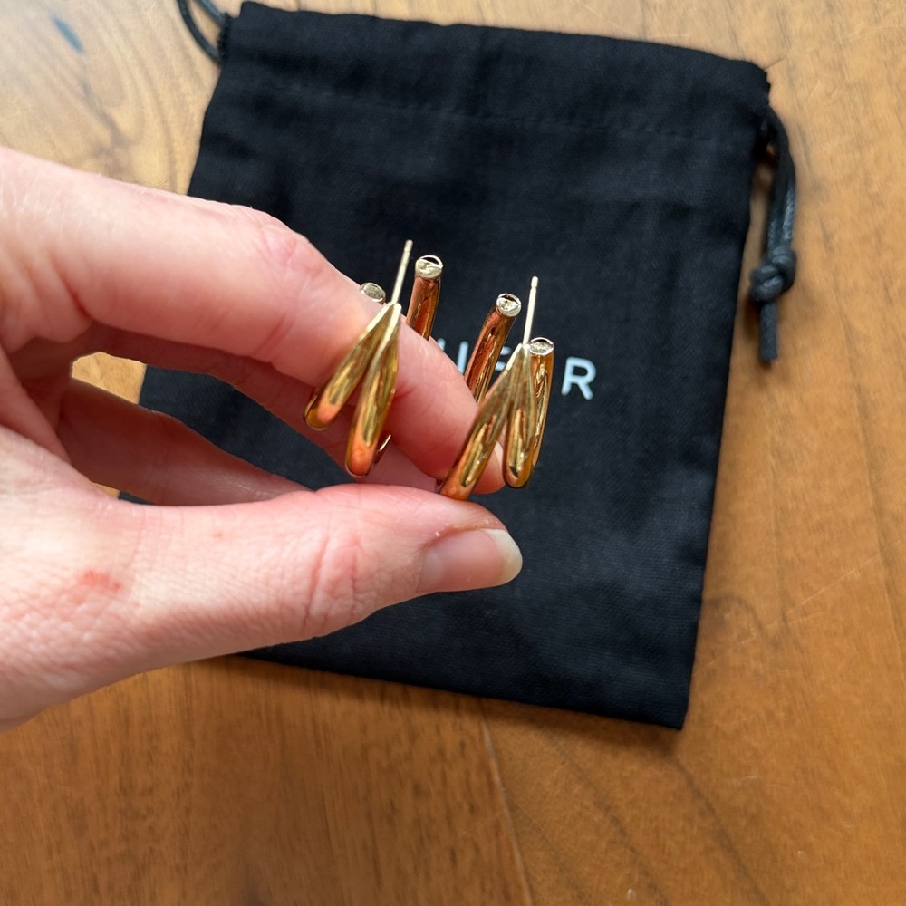 JENNIFER FISHER 1” Lilly Yellow Gold Double Hoop Earrings - Picture 3 of 5
